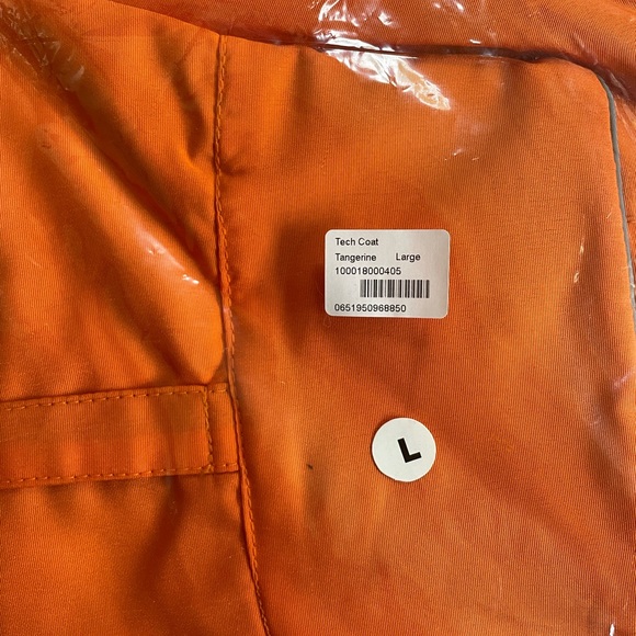 YAP tech coat - Picture 2 of 3